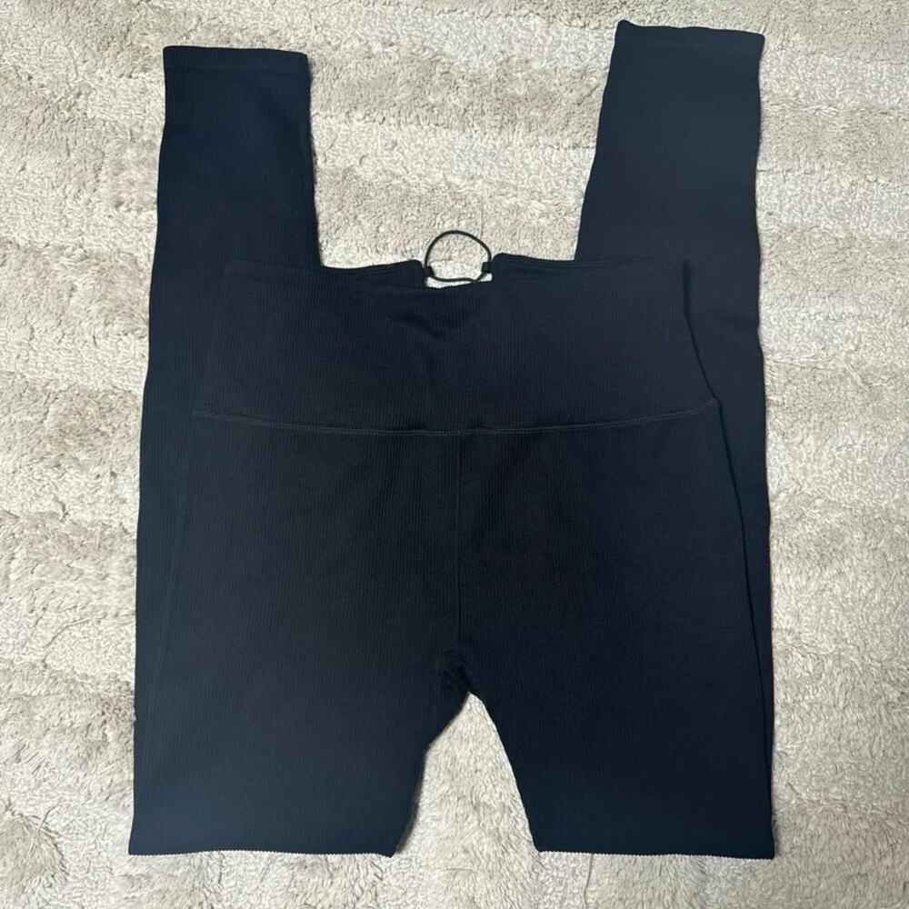 Fabletics High-Waisted Seamless Rib Leggings